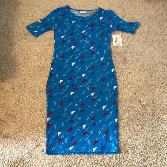 Adorable paper airplane dress - Picture 1 of 3